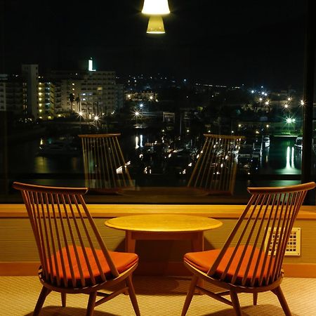 Hotel Awaji Yumesenkei Sumoto Zimmer foto