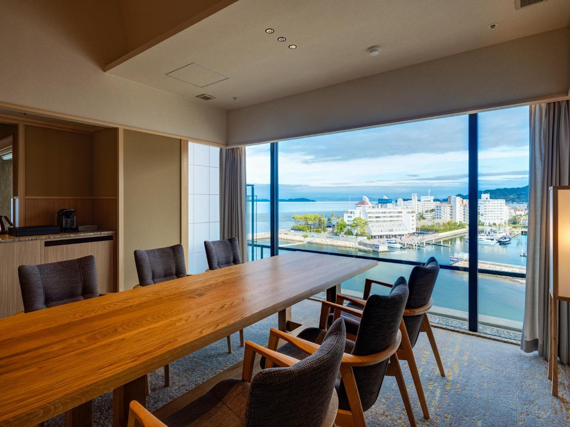 Hotel Awaji Yumesenkei Sumoto Zimmer foto
