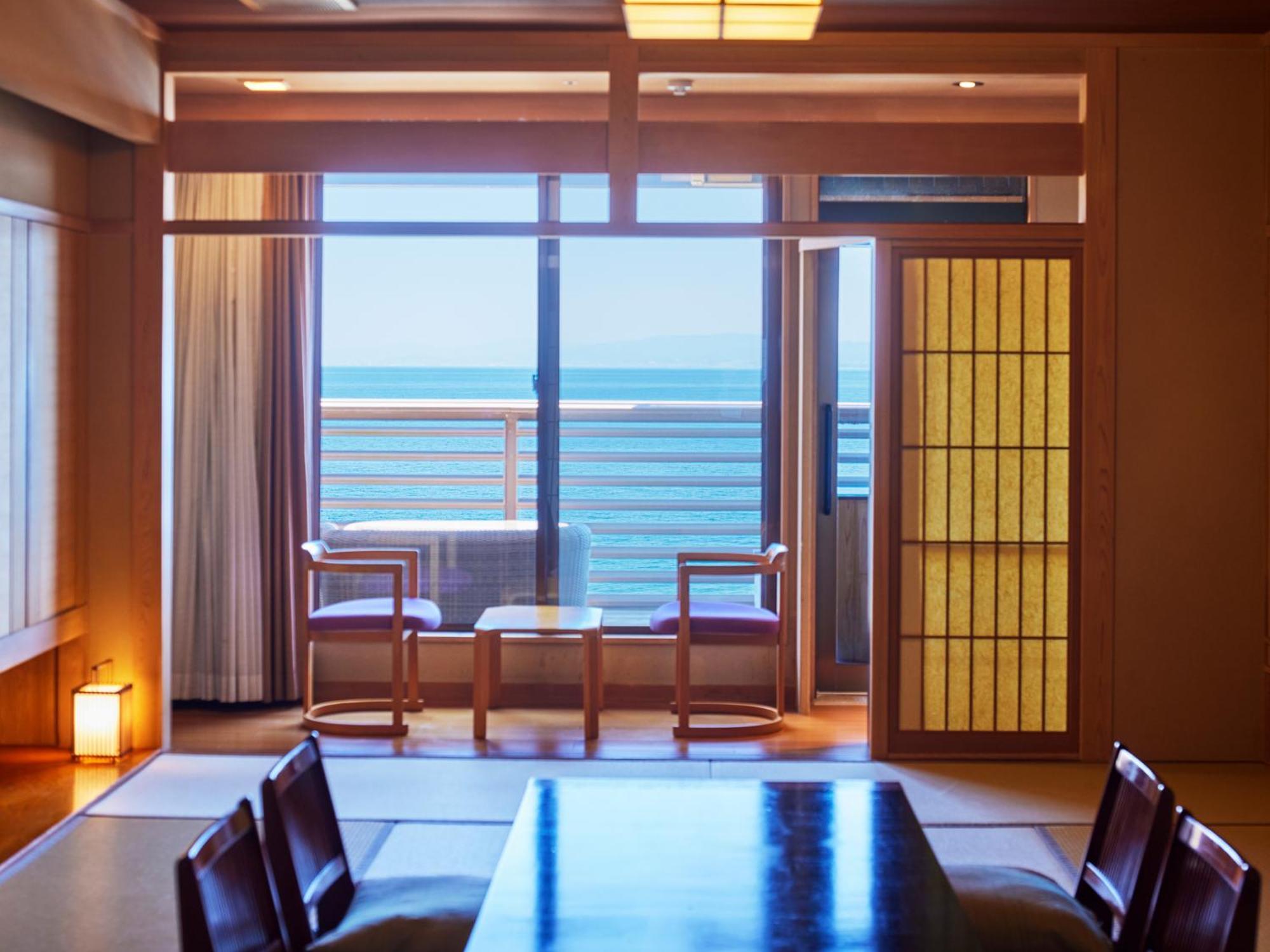 Hotel Awaji Yumesenkei Sumoto Zimmer foto